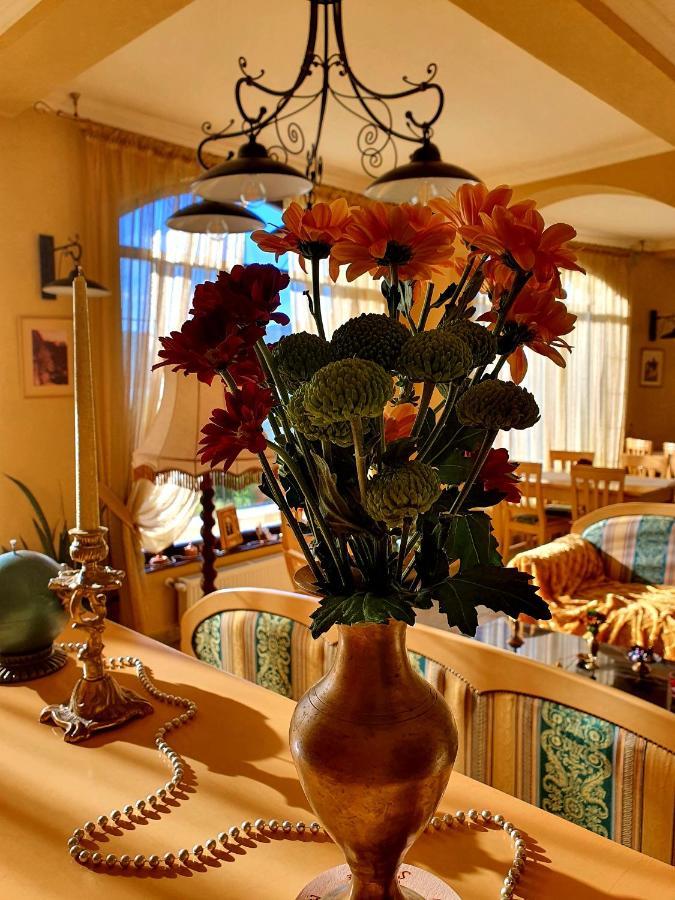 Pensiunea Casa Mircea & Restaurant Ieşelniţa Dış mekan fotoğraf